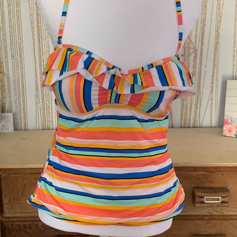 New striped tankini with ruffles on chest and molded cups